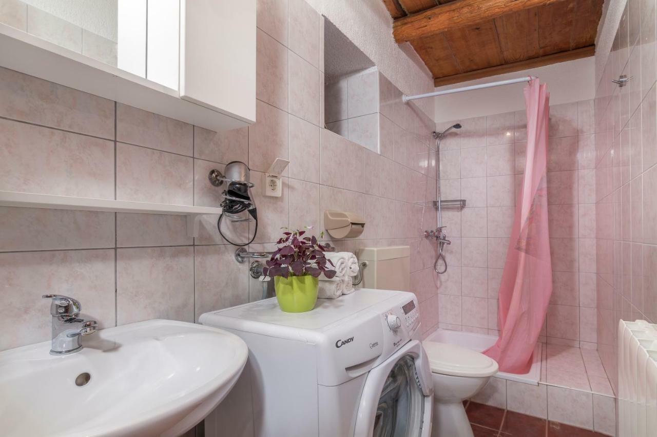 Apartmani Zikovic Poreč Eksteriør billede