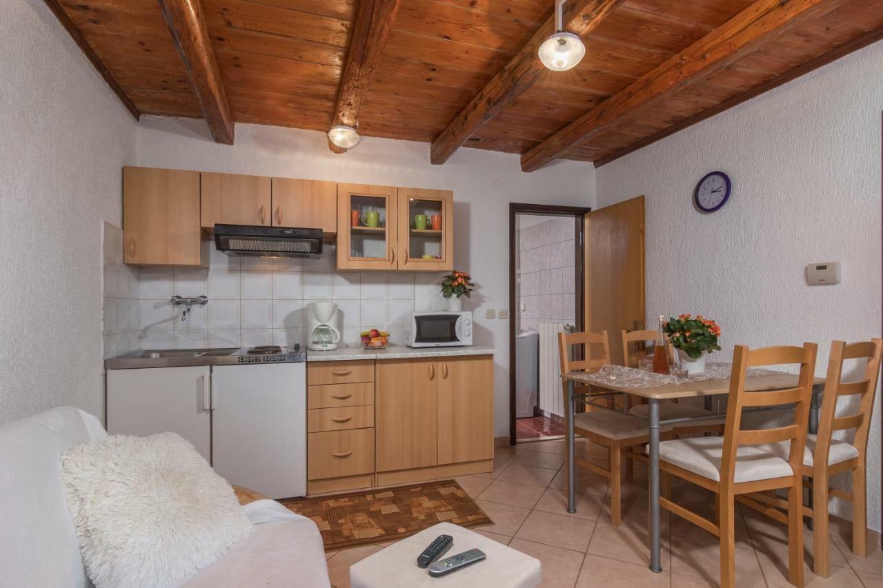 Apartmani Zikovic Poreč Eksteriør billede