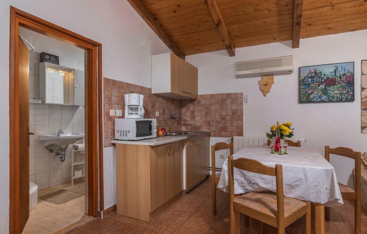 Apartmani Zikovic Poreč Eksteriør billede